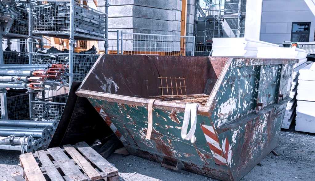 Cheap Skip Hire Services in Lace Market